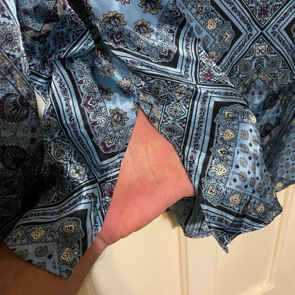 Lane Bryant Satin Popover Tunic Top Size 14 /16Blue Paisley Peasant Flare Sleeve - Picture 7 of 10